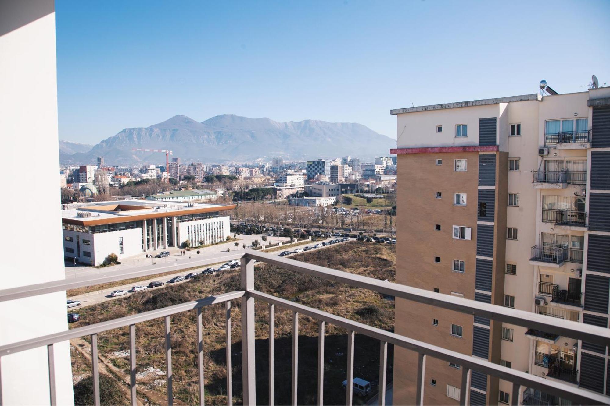 Park View Apartment Tirana Buitenkant foto